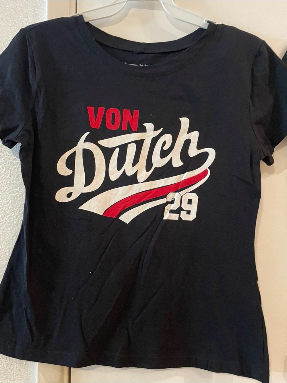 brand new Von Dutch VINTAGE 

1 black fitted shirt medium